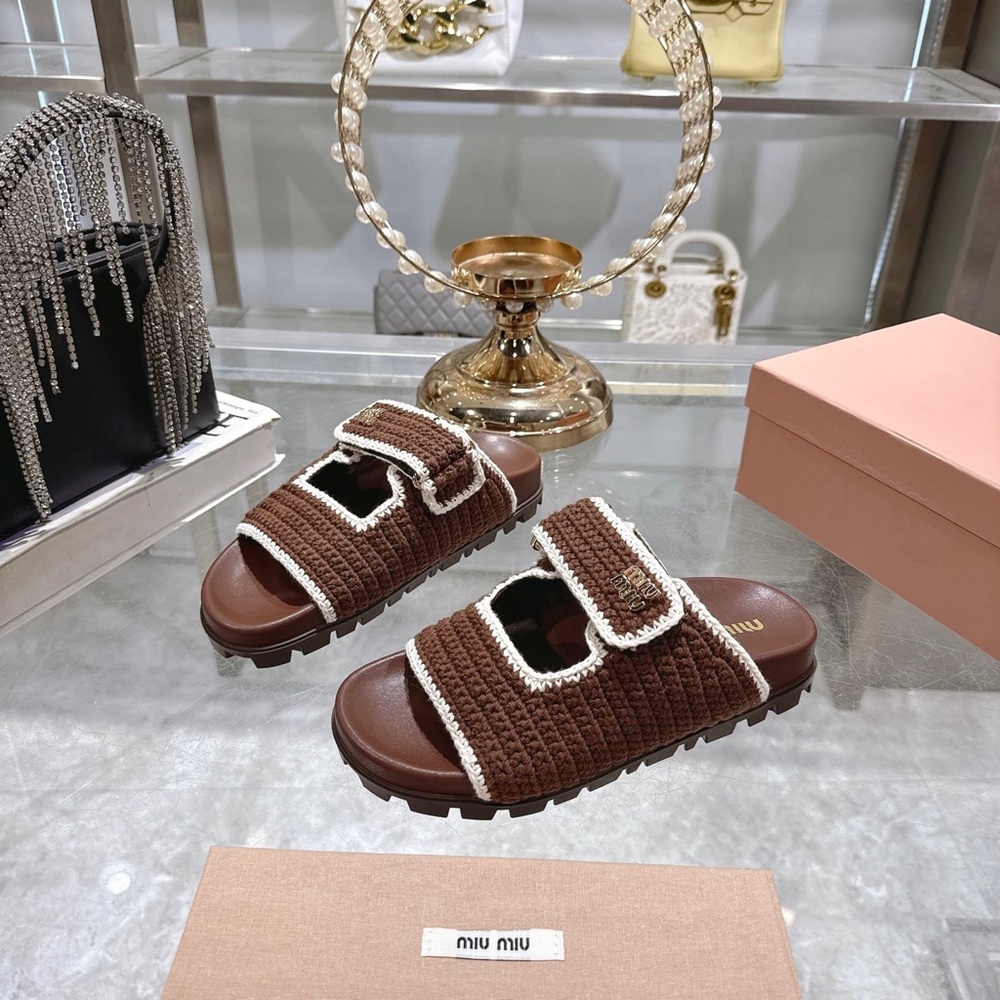 Miu Miu Brown Crochet Platform Slide Sandals - Picture 4 of 8